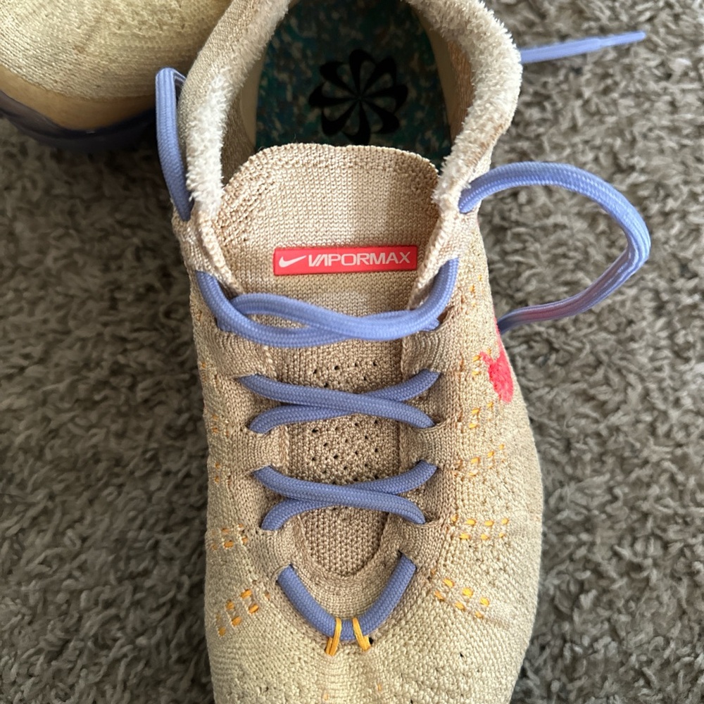 Nike Vapormax Beige Sneakers